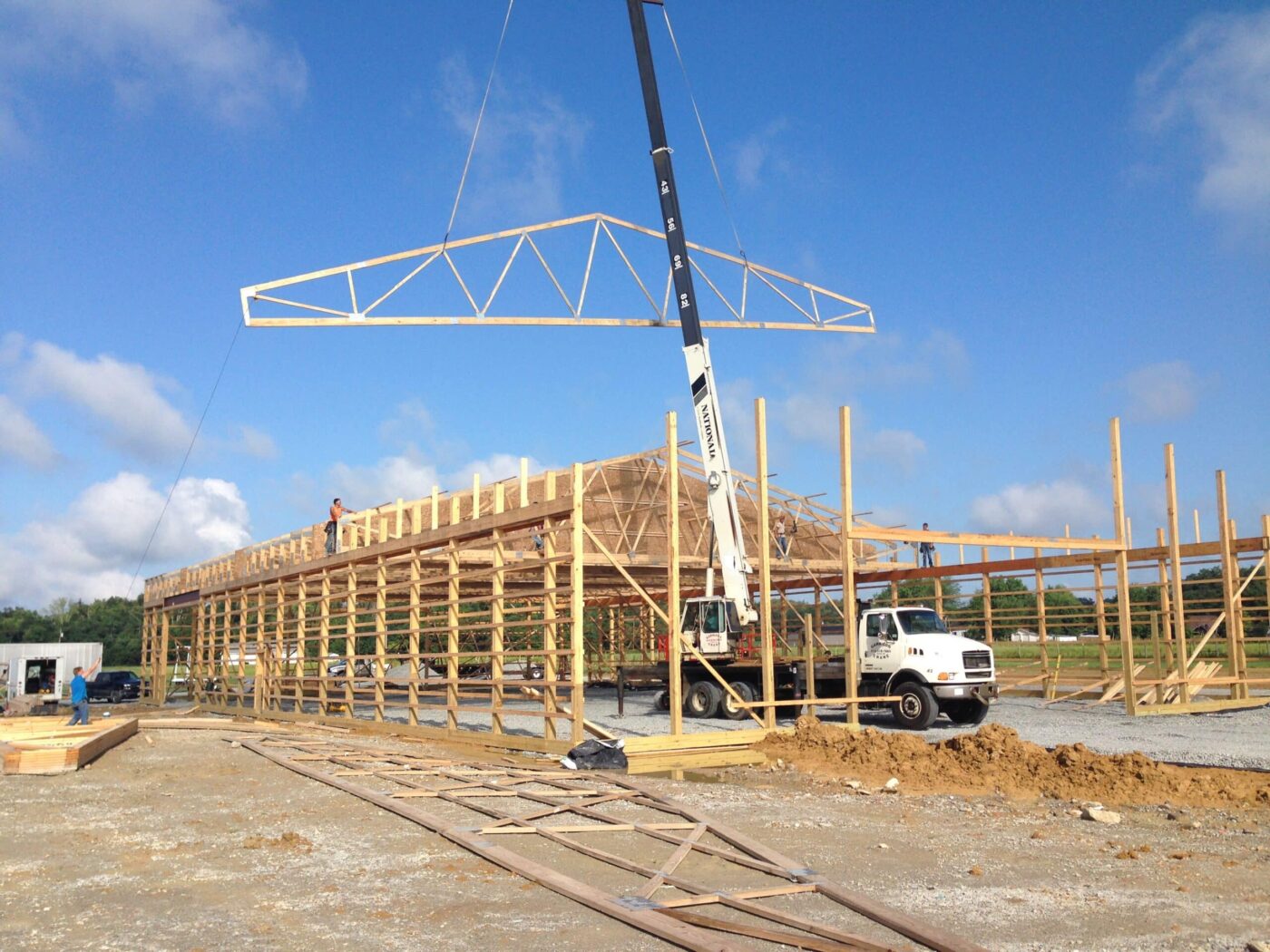 120x150 COMMERCIAL POLE BARN