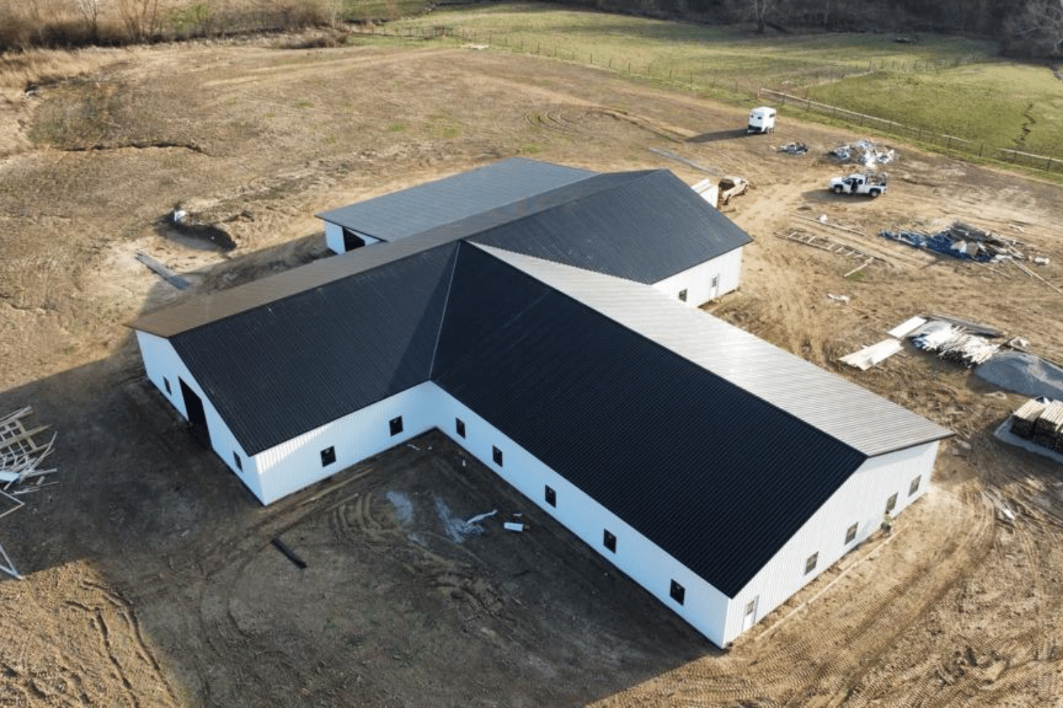 black and white 60x90 commercial pole barn kit