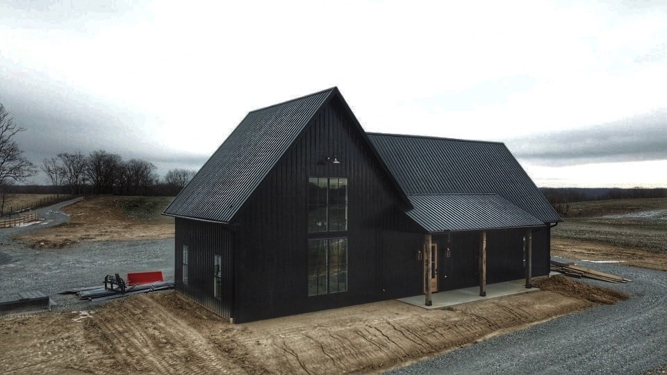 black barndominium pole barn in Richmond IN